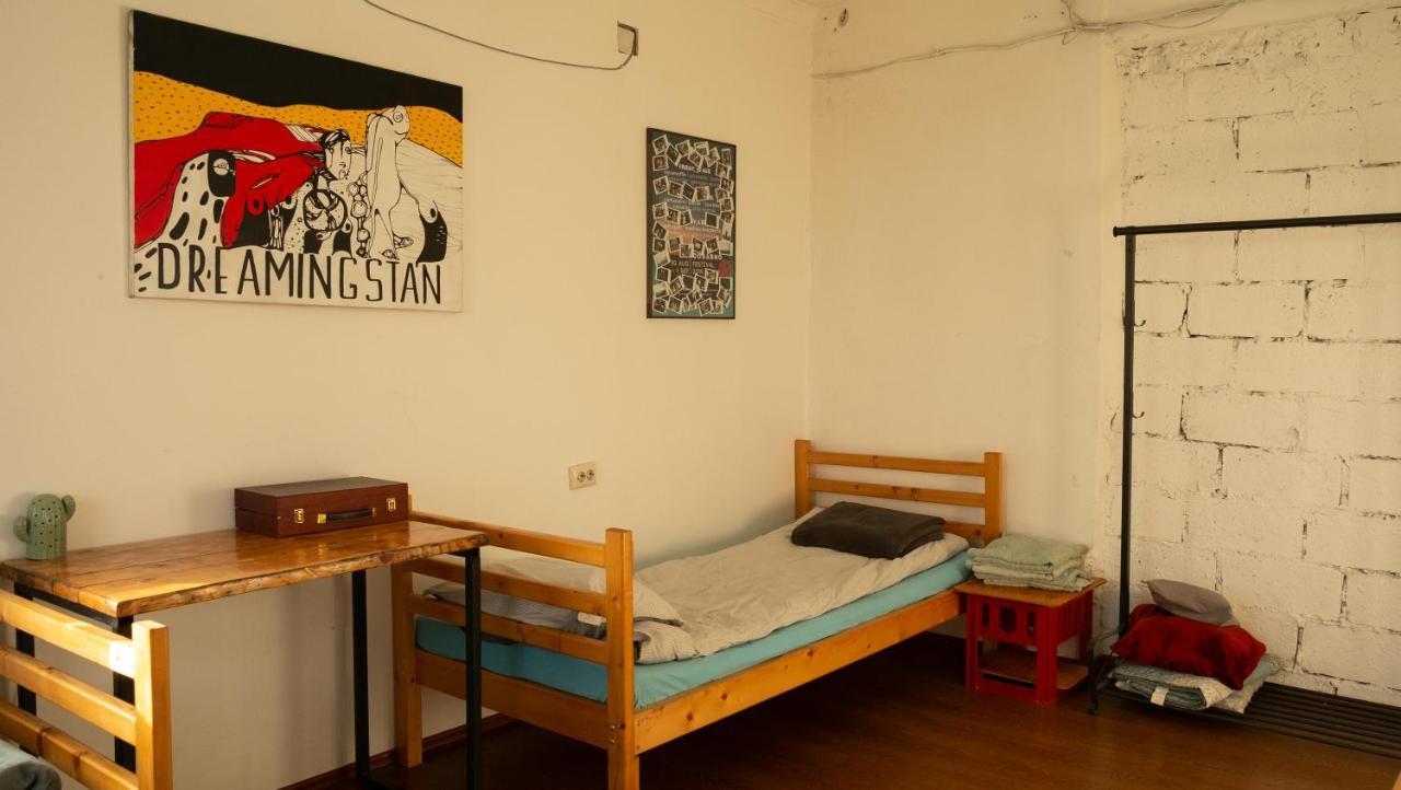 Udabno Hostel מראה חיצוני תמונה